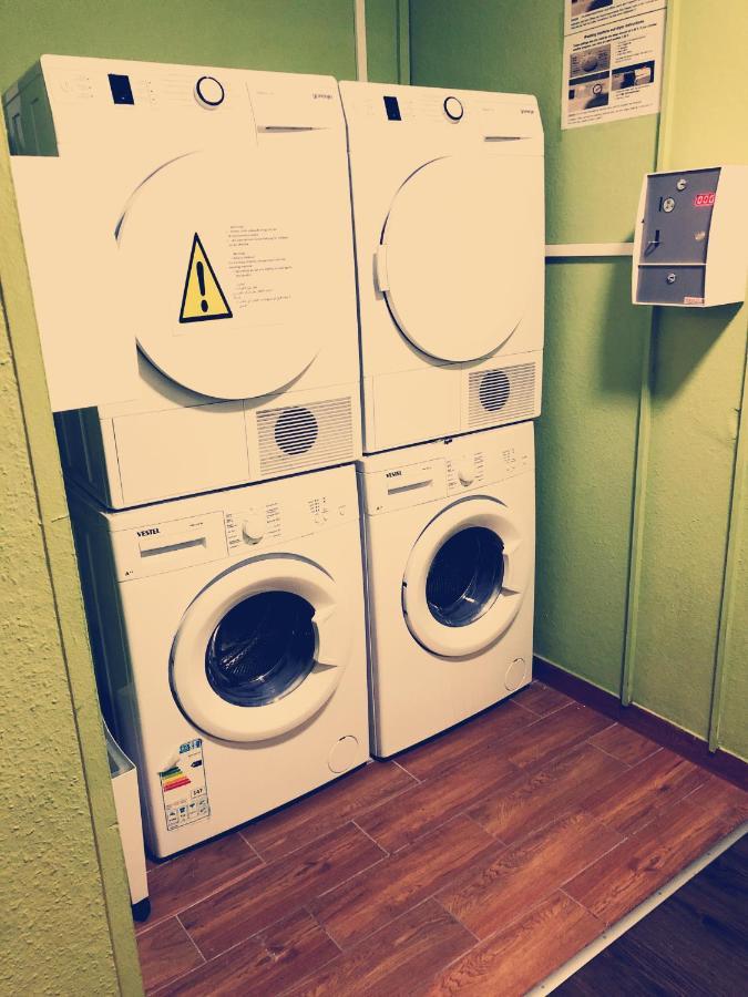 Sezer B&a Ug Nocleg ze śniadaniem Berlin